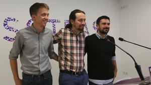 Íñigo Errejón, Pablo Iglesias y Ramón Espinar, este jueves en la sede de Podemos. 