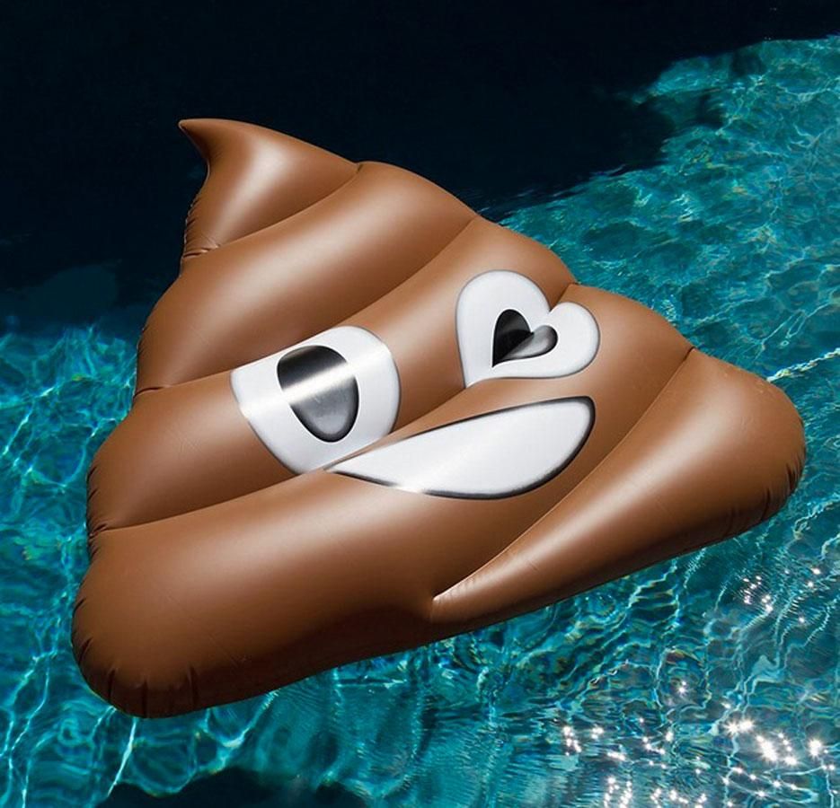 Flotadores para verano: caca del whatsapp