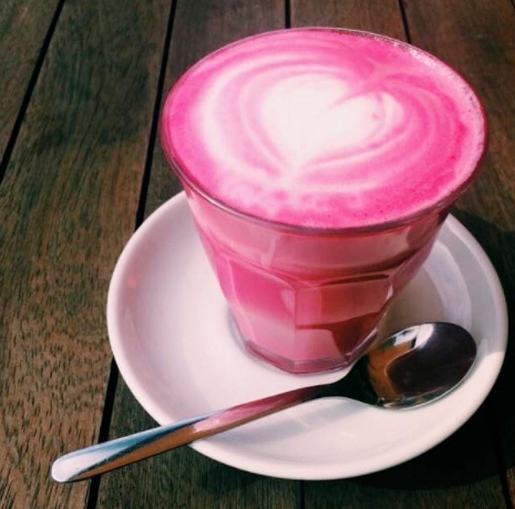 Café rosa, el café viral de Instagram