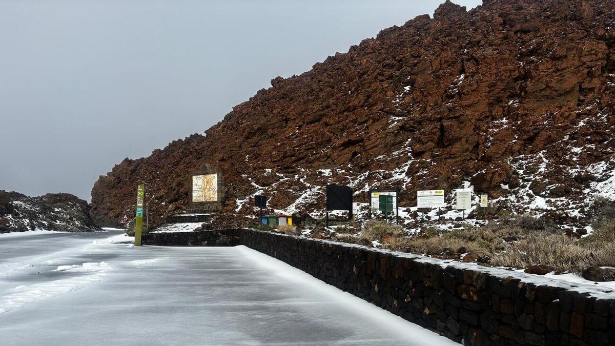 Así amanece el Teide el domingo 22 de marzo de 2026 tras haber pasado lo peor de la borrasca Therese