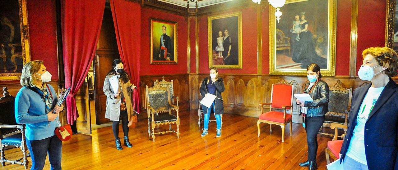 La junta de portavoces celebrada ayer por la mañana en las dependencias municipales vilagarcianas. | // IÑAKI ABELLA