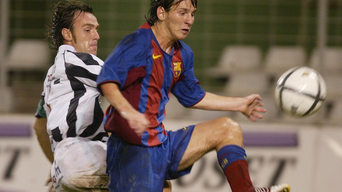 Espeleta y Messi, en acción.