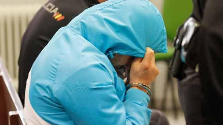 Ismael A.G. hirió con un cuchillo a otro joven.//J.Santomé