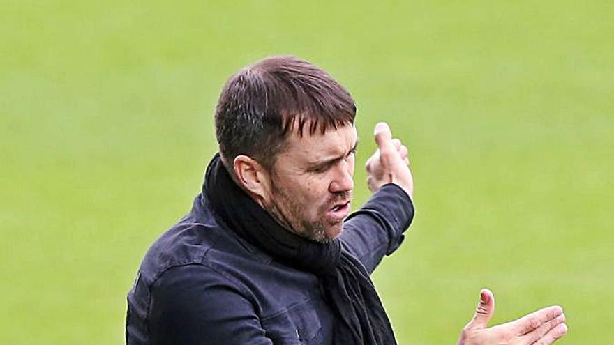 Coudet, en el partido ante el Alavés. | // MARTA G. BREA