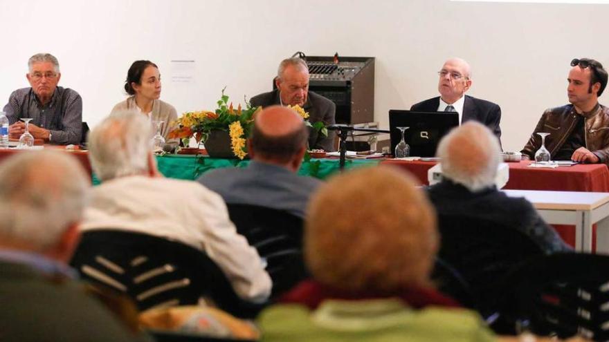 El director de la mina de Arnao clausura los Encuentros