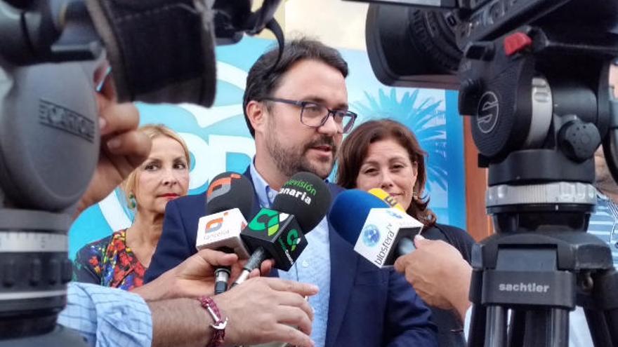 Asier Antona toma fuerza ante Rajoy para continuar al timón del PP canario