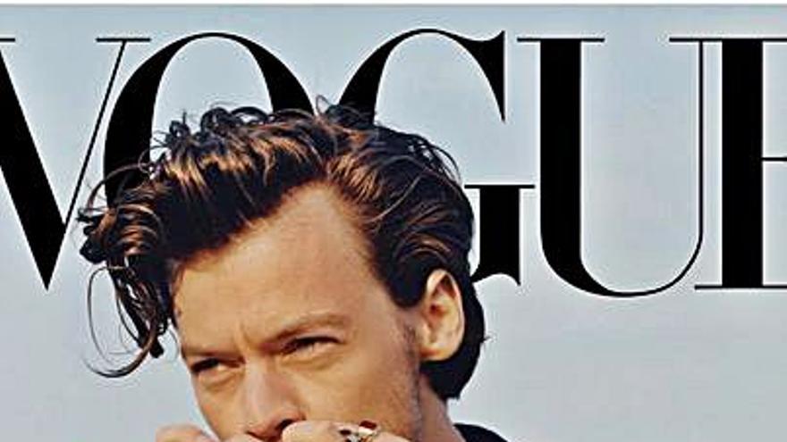 Harry Styles, en la portada de “Vogue”.