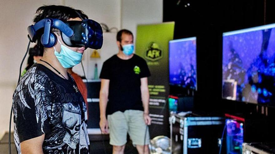 Una sessió de realitat virtual organitzada per AFK