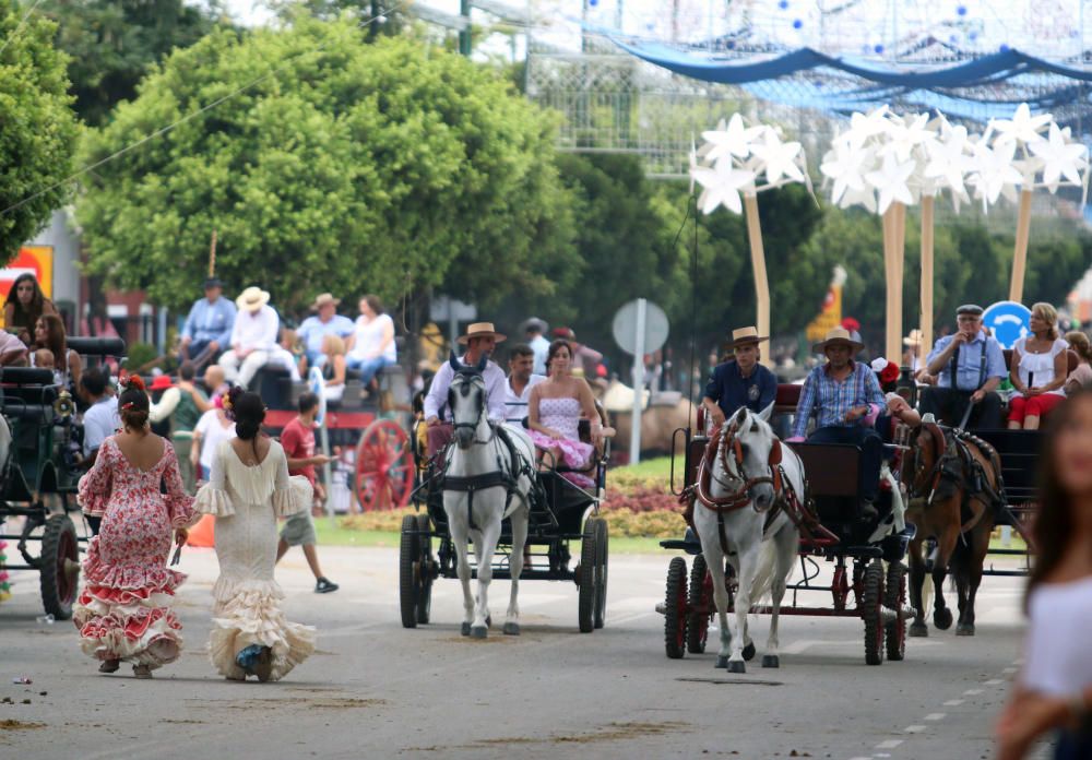 Ambiente en el Real de la Feria de Málaga del martes 16 de agosto.