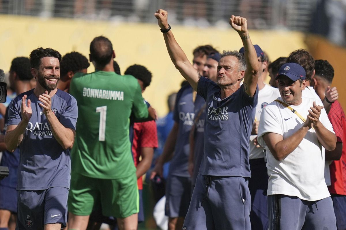 Luis Enrique, PSG coach, celebrates the classification for the Final of the Club World Cup.