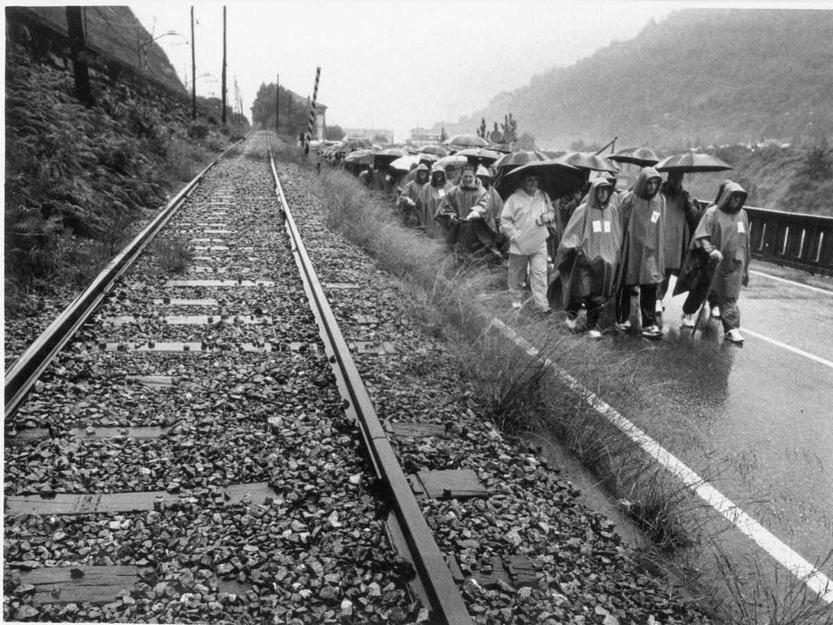 Los trabajadores de Ensidesa camino a Madrid.