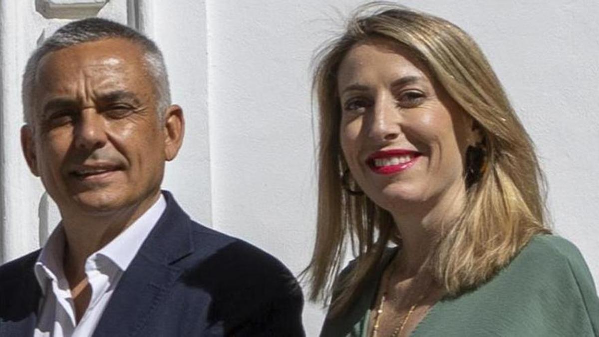 Ángel Pelayo Gordillo y María Guardiola, juntos, en un encuentro durante la campaña electoral.