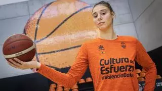 Raquel Carrera vuelve a dejar a un lado la WNBA