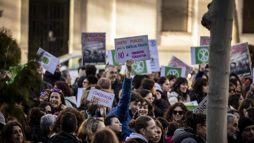 Vacían 60.000 litros de vino valorados en 2,5 millones de euros en la bodega Cepa 21