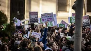 CGT analiza el "éxito rotundo" de la huelga educativa que convocó en Aragón: "No esperábamos una respuesta tan brutal"