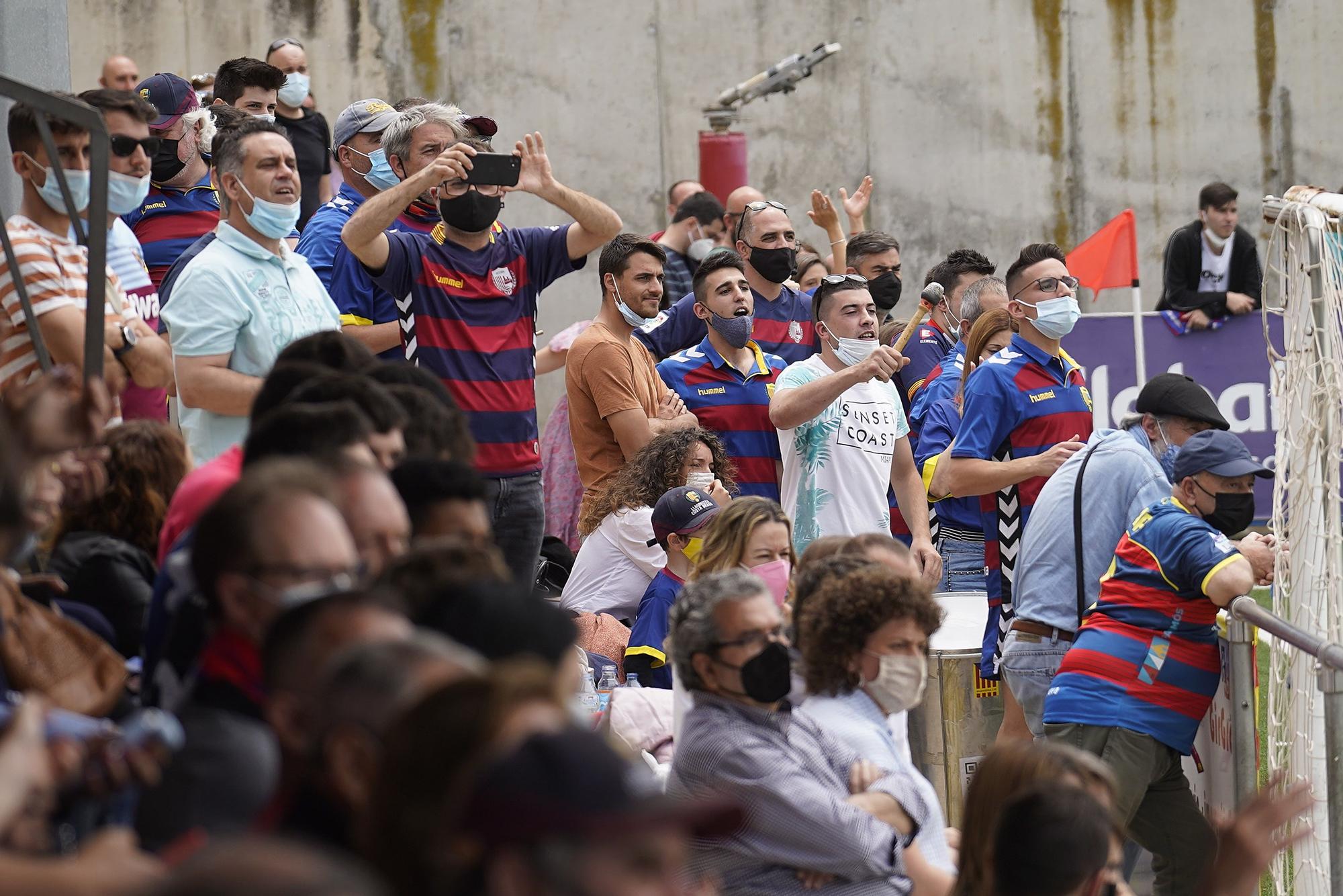 El Llagostera és de Primera RFEF (3-3)