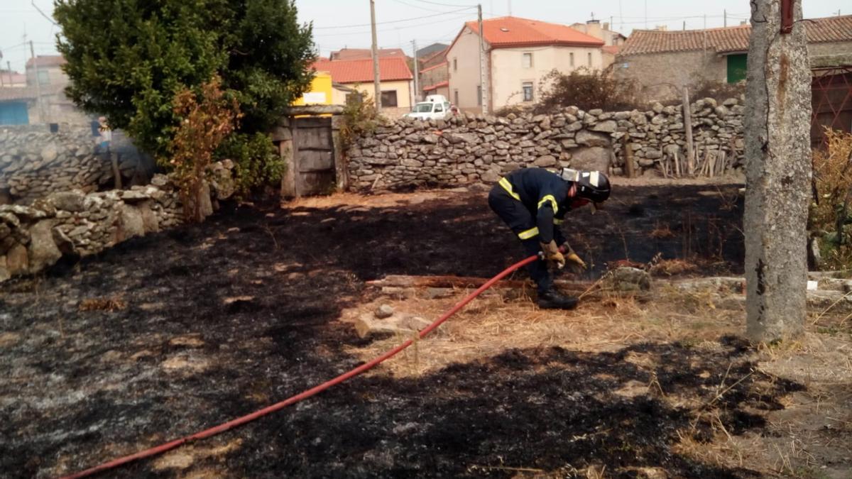 Incendio en Villar del Buey