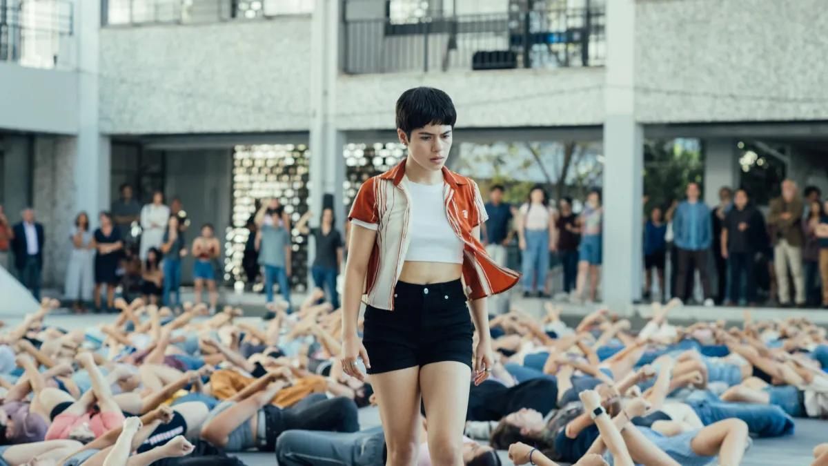 Daniela López spielt die Musikstudentin Julia. Es handelt sich um ihre allererste Filmrolle.