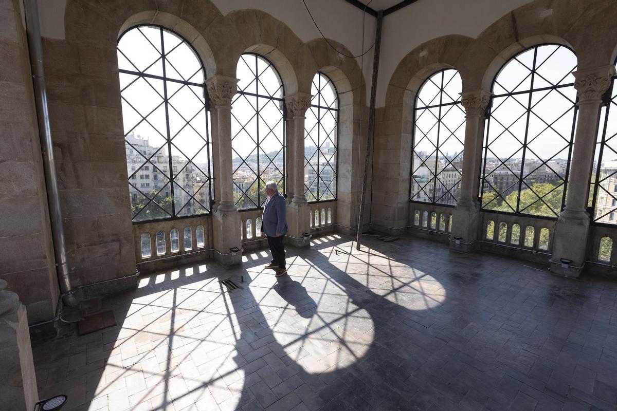 La UB abre al público la Torre del Rellotge tras su restauración