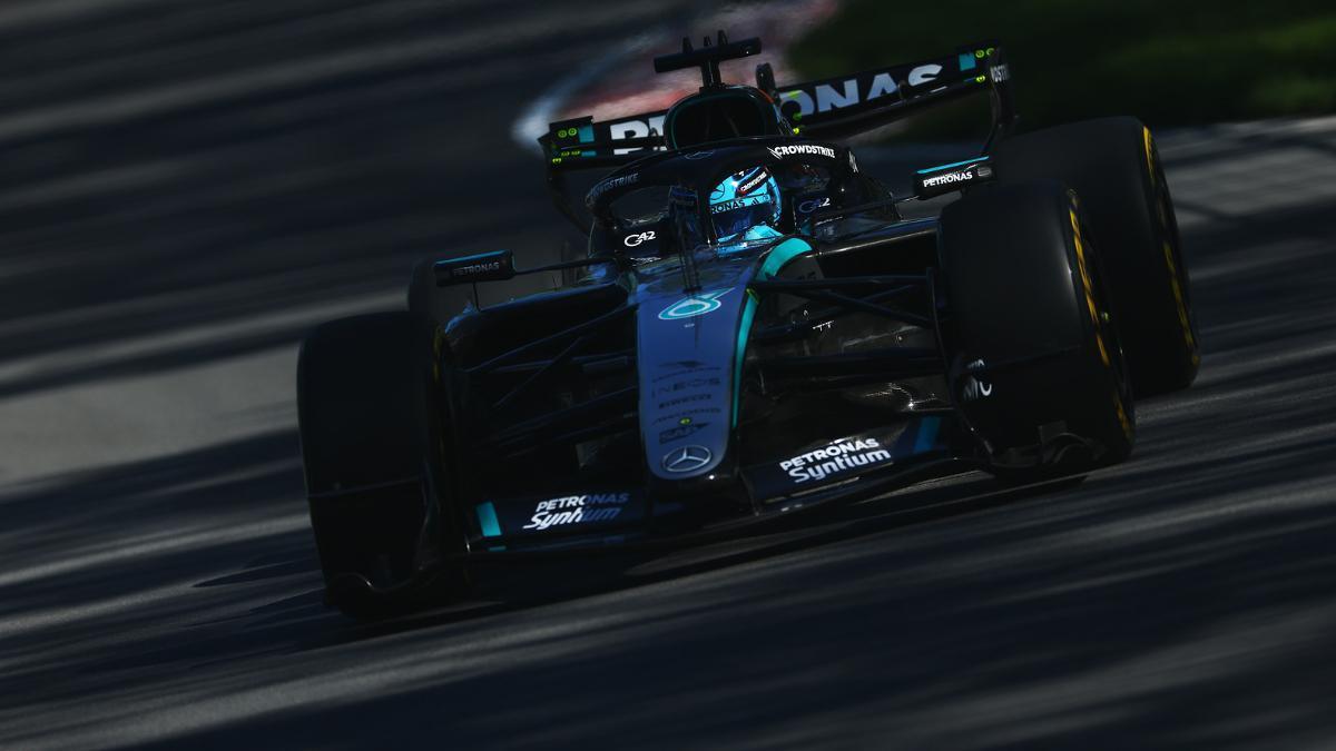 Russell logra la pole sprint, con Sainz , décimo y Alonso, 16º tras su accidente