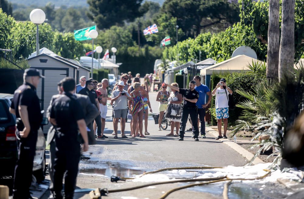 Desalojado un camping de Benidorm por un incendio