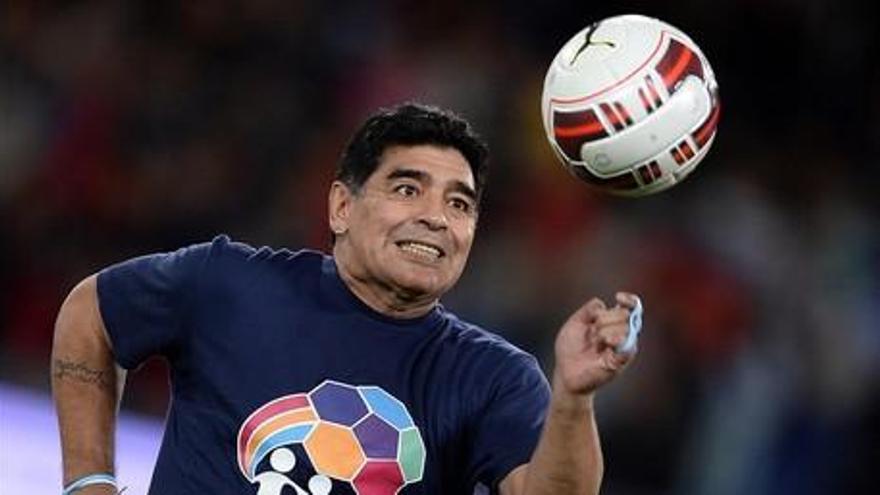 Maradona se niega a pagar al fisco italiano