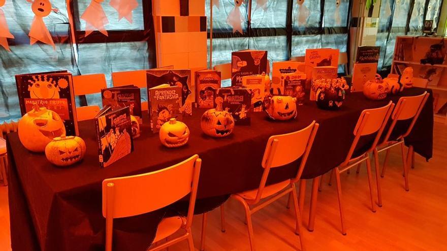 Halloween, como motivación para ganar lectores en un colegio de Orihuela