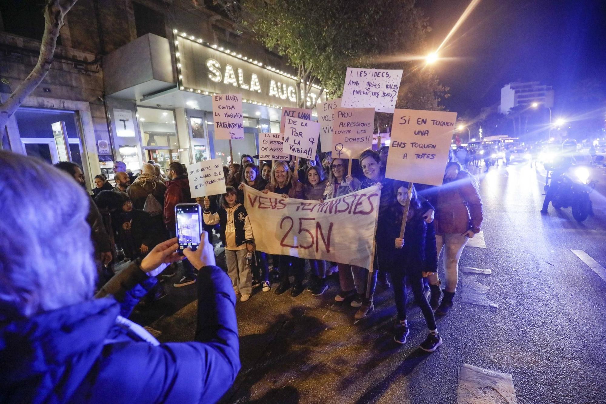 Internationaler Tag gegen Gewalt an Frauen - So verlief die größte Demonstration auf Mallorca