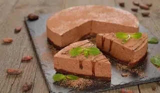 Cómo hacer 'cheesecake' de chocolate sin horno, paso a paso