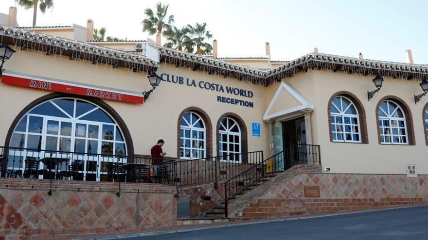 Fachada del Club La Costa