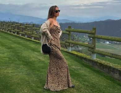 No has visto un vestido de leopardo en Mango tan increíble como el que ha  llevado María Pombo - Woman