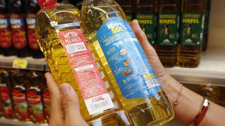 El sector del aceite de oliva no descarta una bajada de precios a partir del mes de septiembre