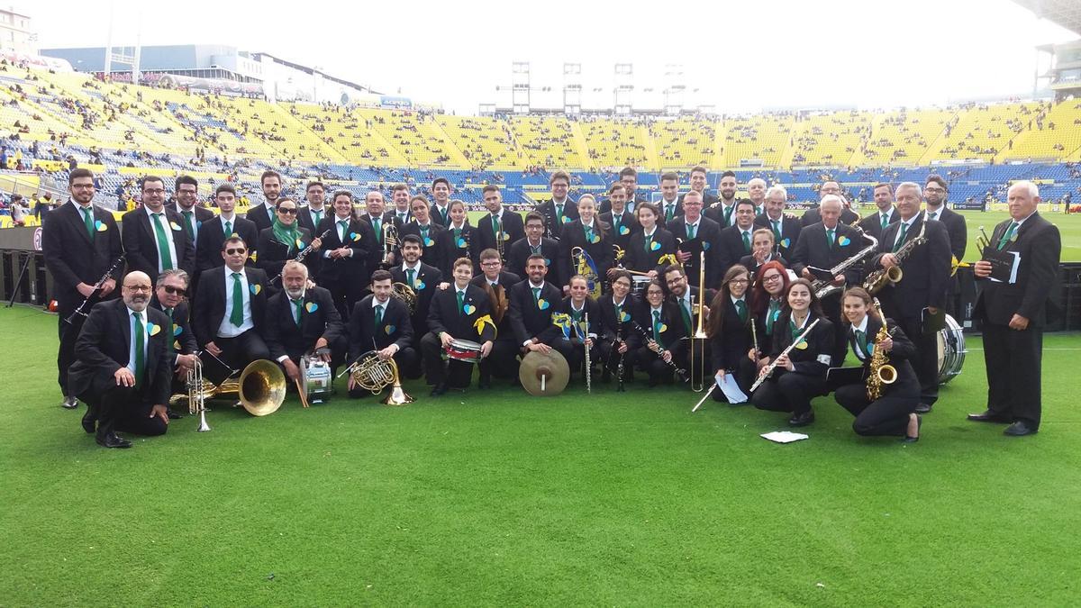 Actuación en el Estadio de Gran Canaria en 2017.