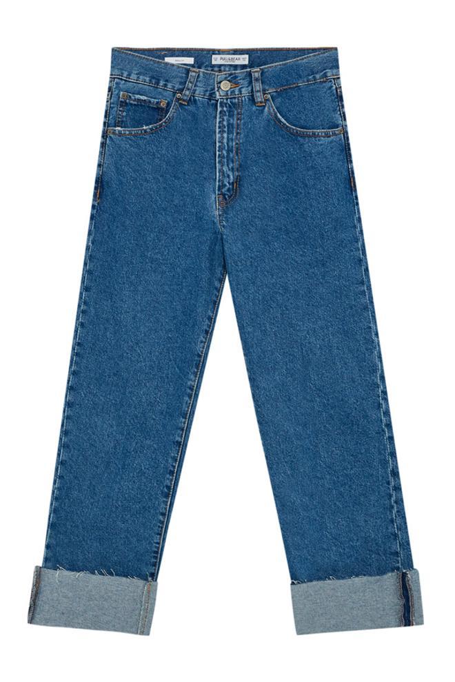 Disfraces fáciles para chica en Halloween: jeans 'mom fit' de Pull &amp; Bear