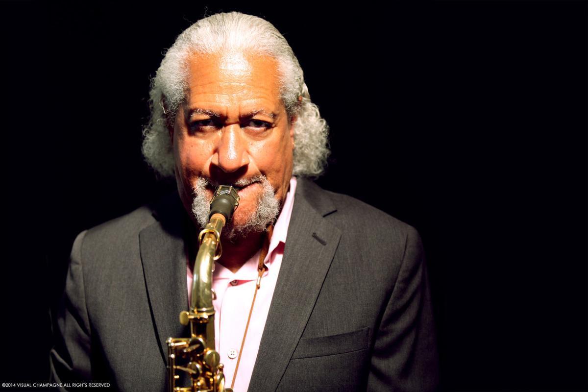 El saxofonista Gary Bartz. El saxofonista Gary Bartz.