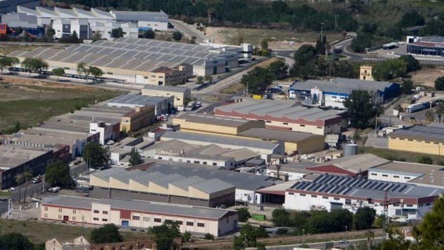 El polígono industrial de la carretera de Simat, en Xàtiva, en una imagen reciente.