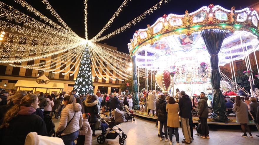 En imágenes | Zaragoza se echa a la calle para disfrutar de la Navidad