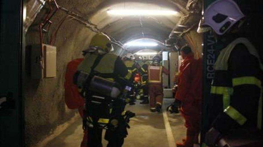 Un incendi al túnel del Pertús provoca retards en dos TAV