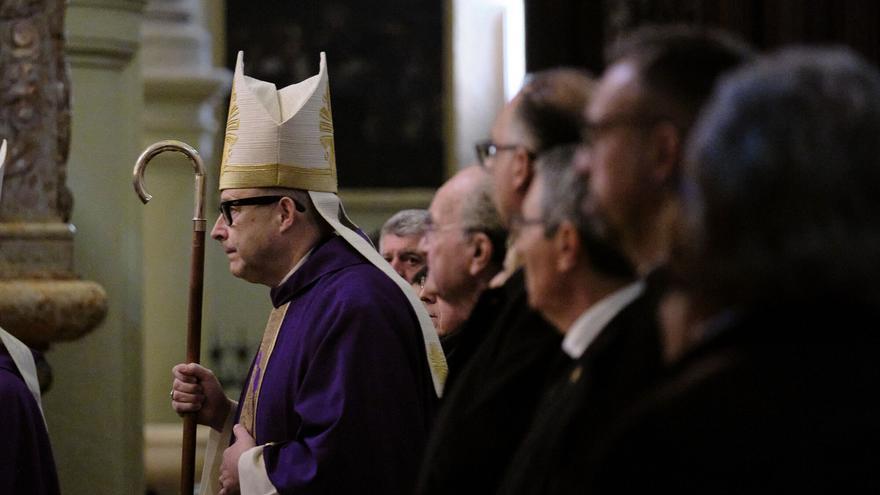 La primera Semana Santa de Satué en Málaga: esta es la agenda completa del obispo