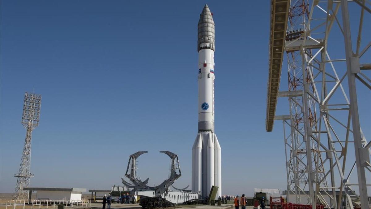 amadridejos33132325 the proton rocket  that will launch the exomars 20160311204156