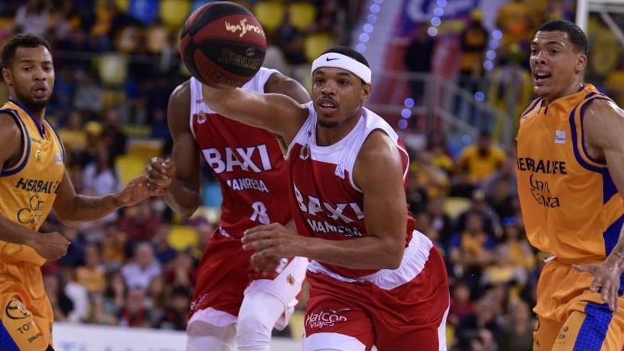 Corey Fisher, abans de lesionar-se en el partit de Las Palmas