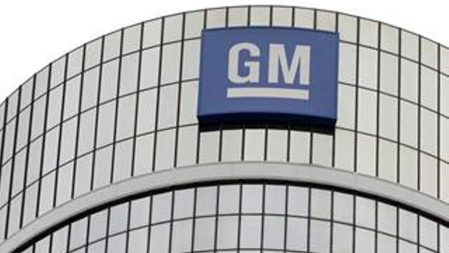 General Motors reducirá su producción y su flota de aviones privados