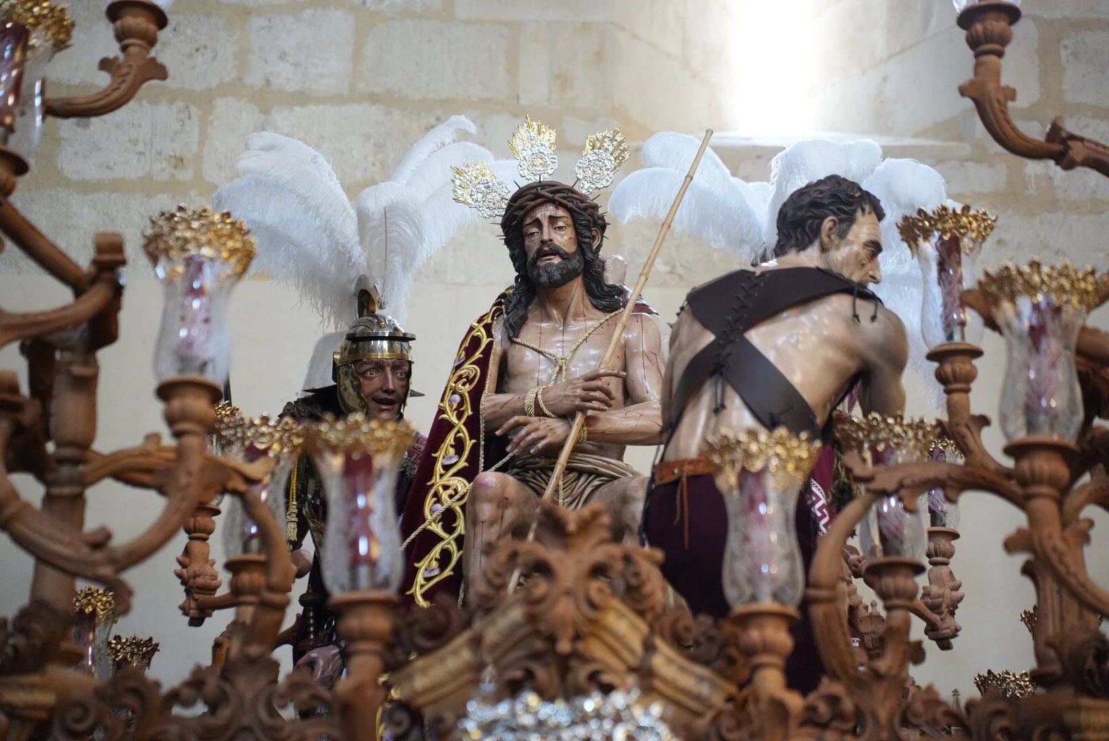 Nuestro Padre Jesús en su Coronación de Espinas de Fernán Núñez ya está en la iglesia de San Pedro