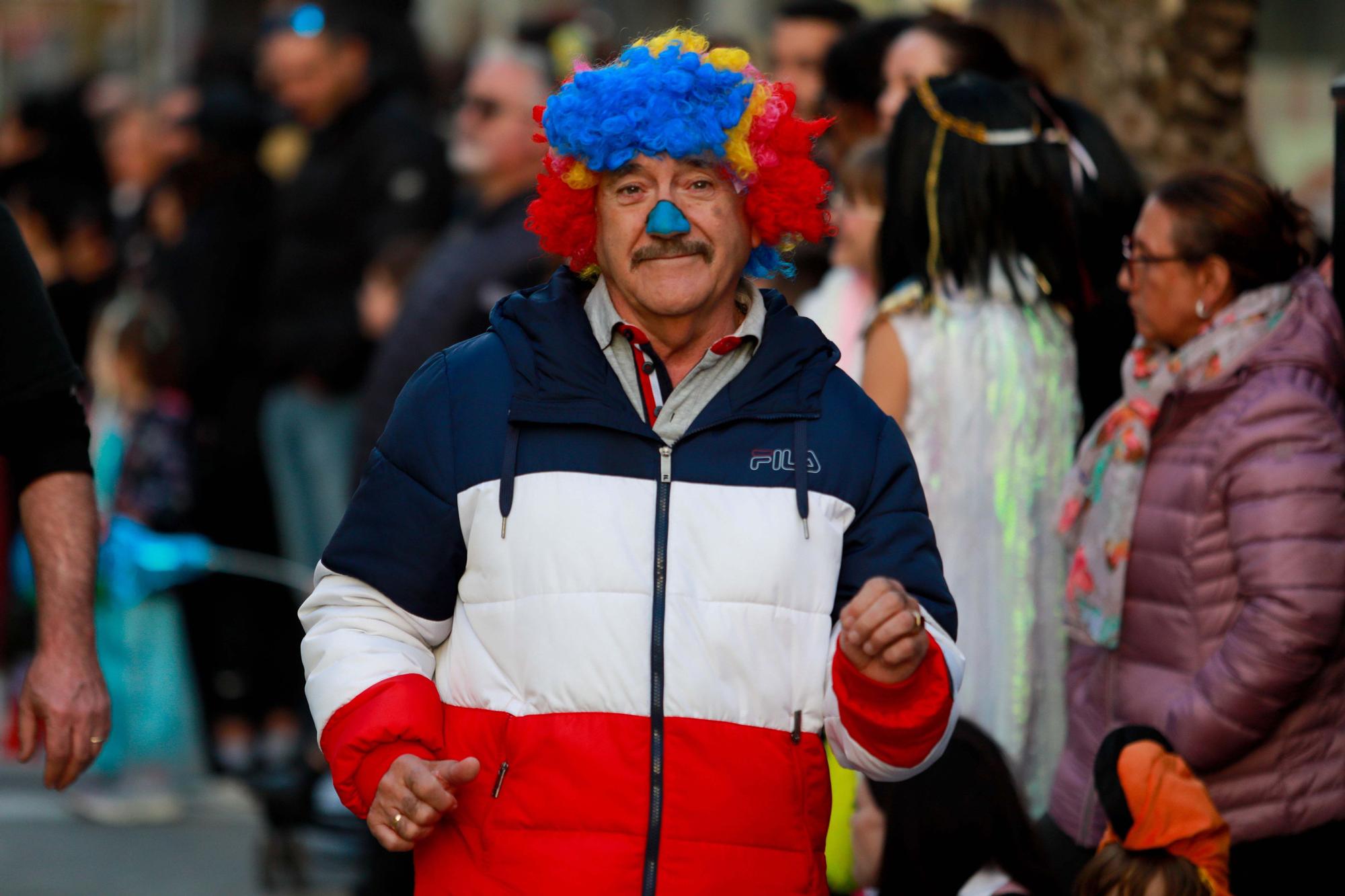 Todas las imágenes de la rúa de carnaval 2023 en Santa Eulària