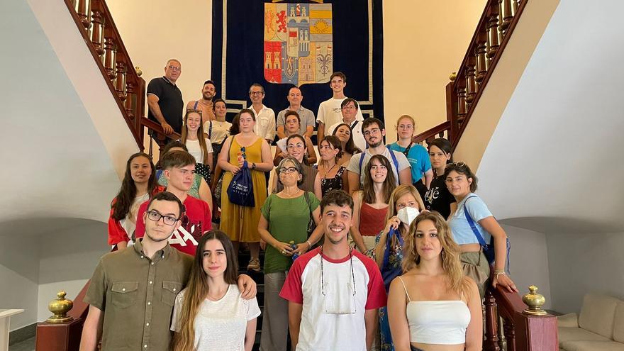 Los participantes del foro Jóvenes de Castilla y León visitan la Diputación de Zamora