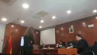El forense cree que una empleada de limpieza acosó a dos compañeras