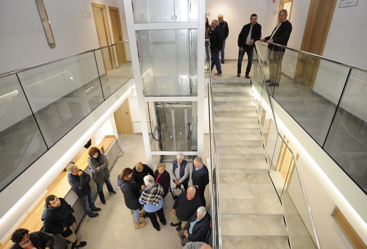 El edificio incorpora un ascensor interno y redujo las dimensiones de las antiguas escaleras.