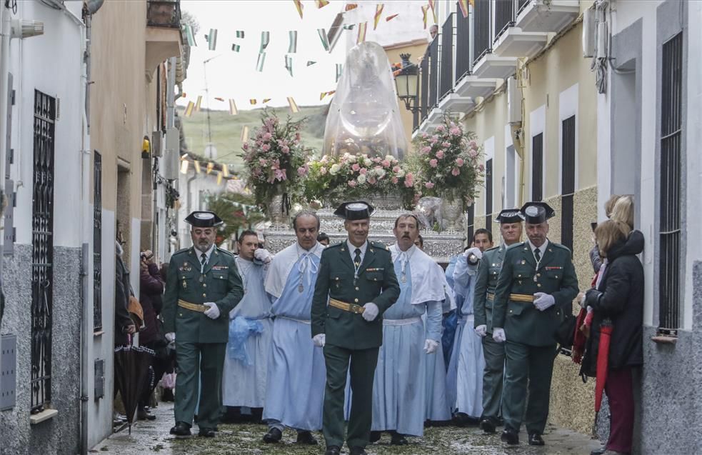 La procesión de Bajada de la Virgen de la Montaña, patrona de Cáceres