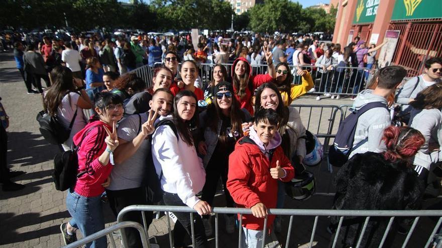 Facua tacha de &quot;inadmisible&quot; que se prohíba entrar comida al concierto de Rosalía