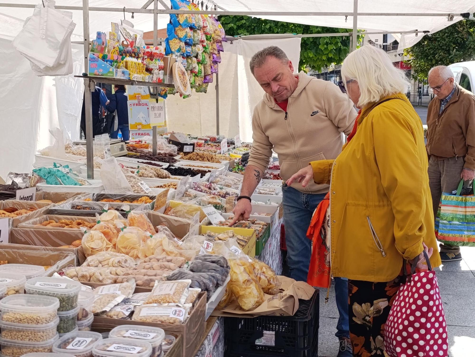 El mercado de alimentación de la Pola pide refugio